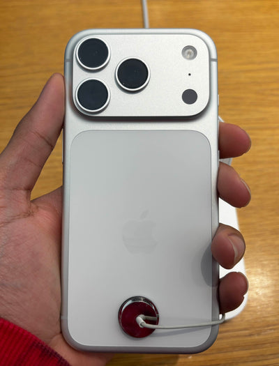 Apple iPhone 17 Pro 512GB, Silver rang, orqa tomoni