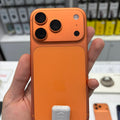 Apple iPhone 17 Pro 256GB, Cosmic Orange rang, orqa tomoni