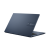 ASUS Vivobook 15 Quiet Blue korpus, yopiq holatda