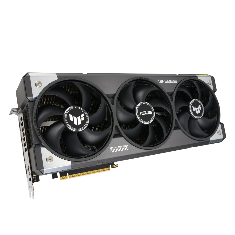 ASUS TUF Gaming RTX 5090 uchta ventilyatorli sovutish tizimi